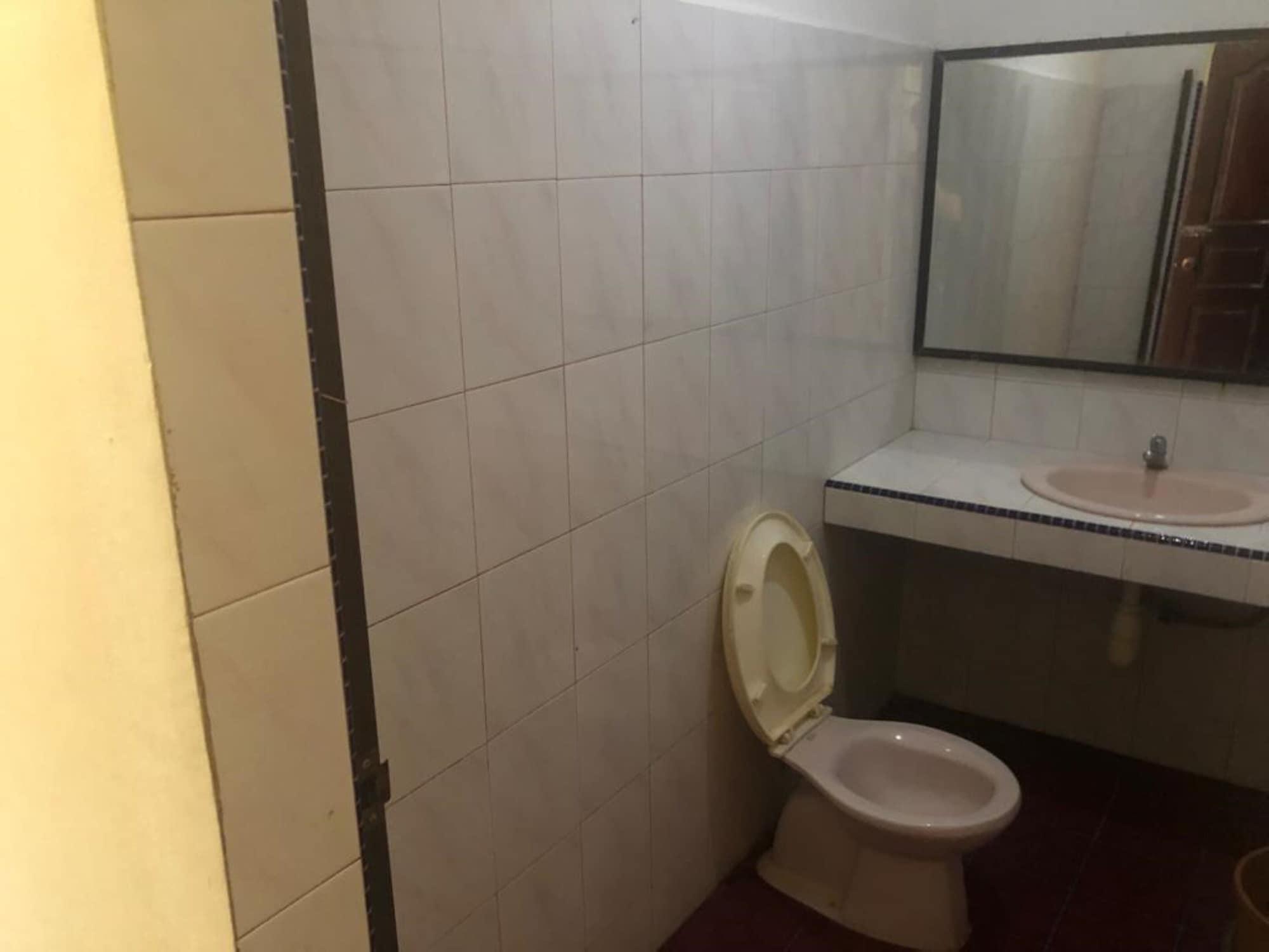 Hotel Pelita Terang Нагоя Экстерьер фото